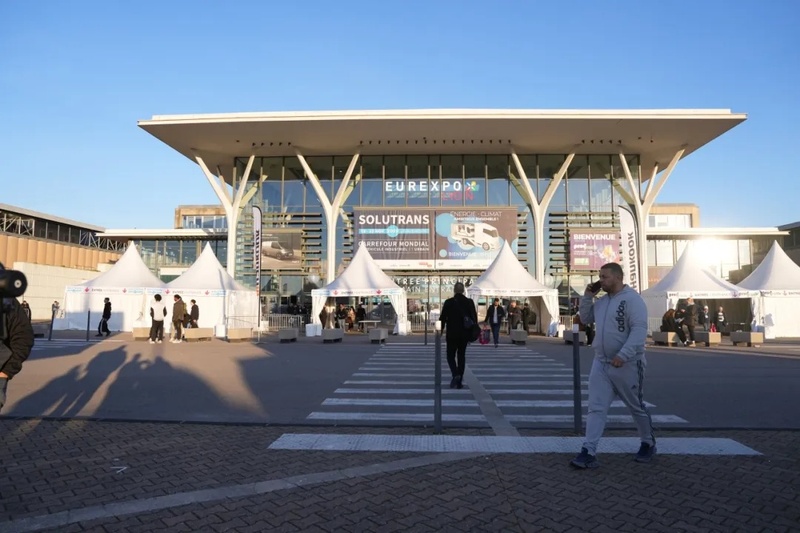西麦克以全球战略布局实力护航广西汽车强势进军欧洲市场，法国首秀告捷！